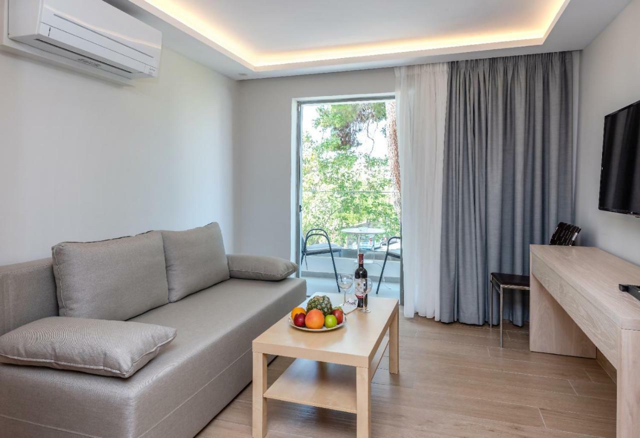 Triton Boutique Hotel Kosz Kültér fotó